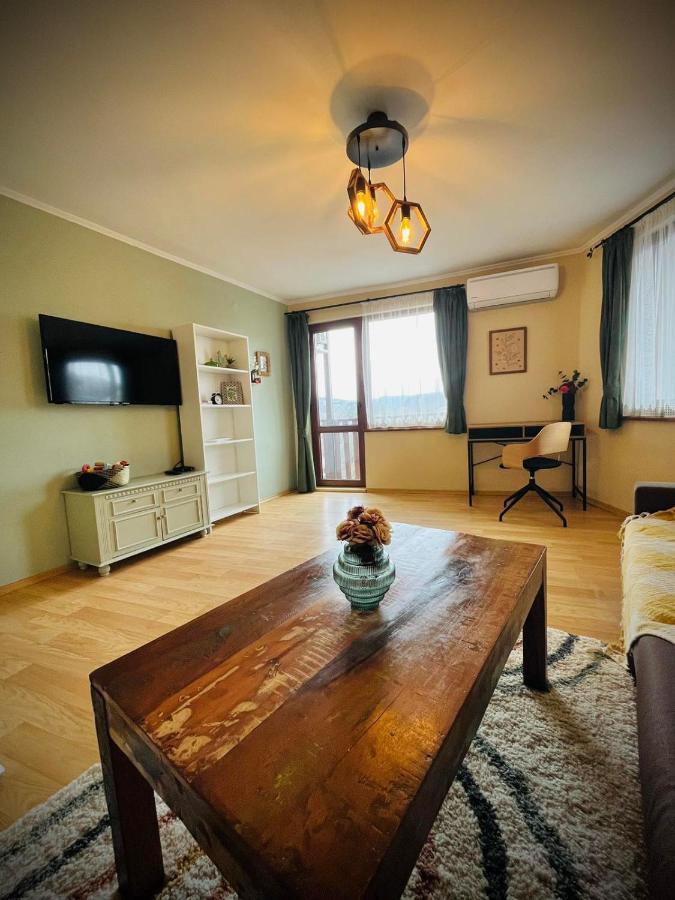 The Green Guest House Of Veliko Tarnovo-Amazing View, Top Location ภายนอก รูปภาพ