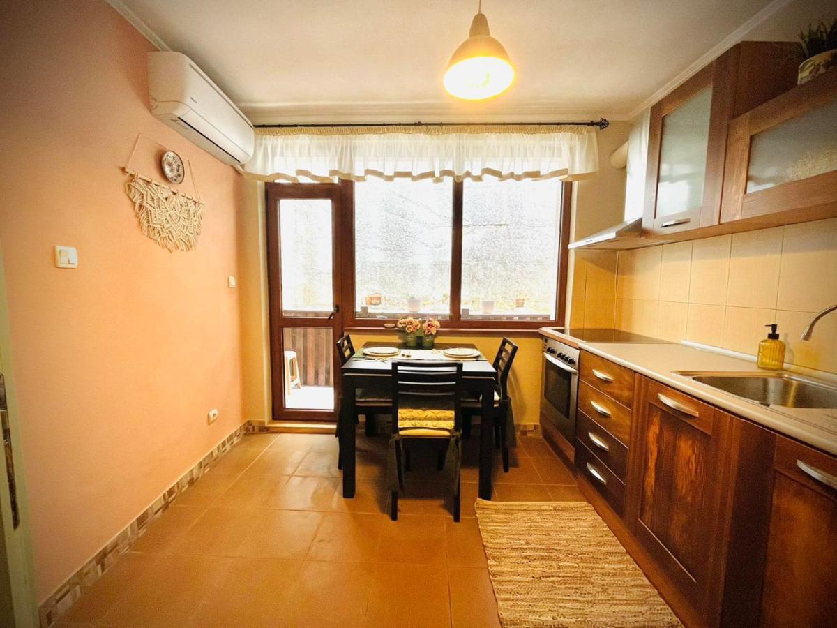 The Green Guest House Of Veliko Tarnovo-Amazing View, Top Location ภายนอก รูปภาพ