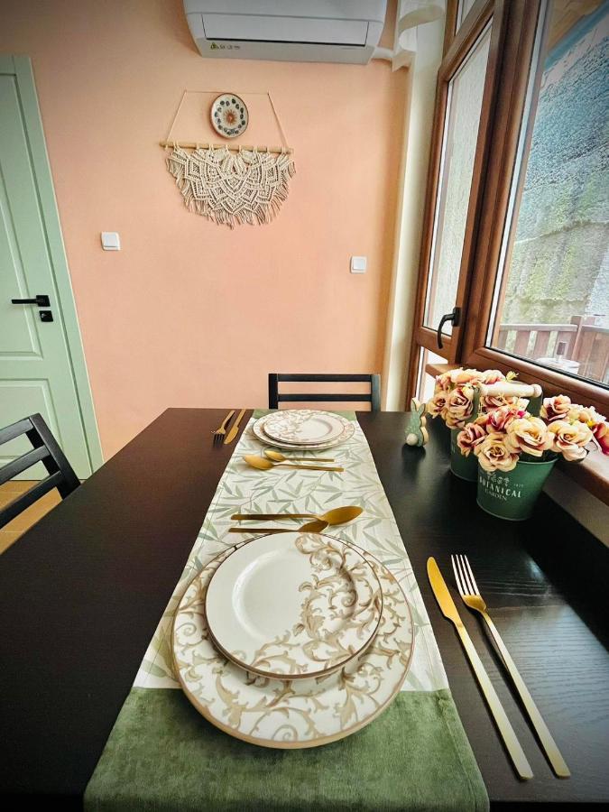 The Green Guest House Of Veliko Tarnovo-Amazing View, Top Location ภายนอก รูปภาพ