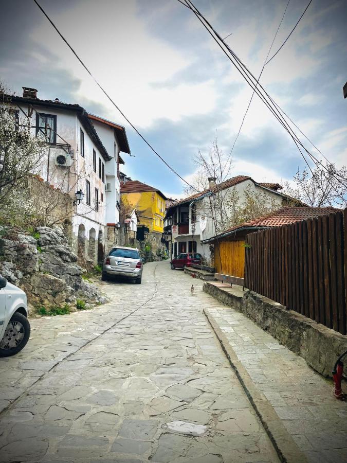 The Green Guest House Of Veliko Tarnovo-Amazing View, Top Location ภายนอก รูปภาพ