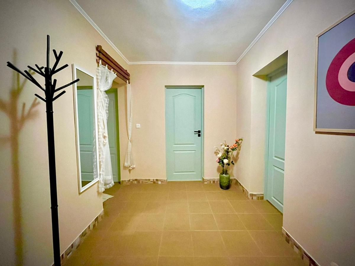 The Green Guest House Of Veliko Tarnovo-Amazing View, Top Location ภายนอก รูปภาพ