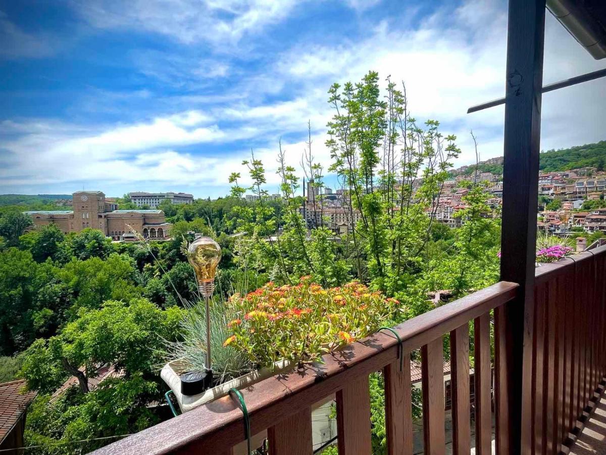 The Green Guest House Of Veliko Tarnovo-Amazing View, Top Location ภายนอก รูปภาพ