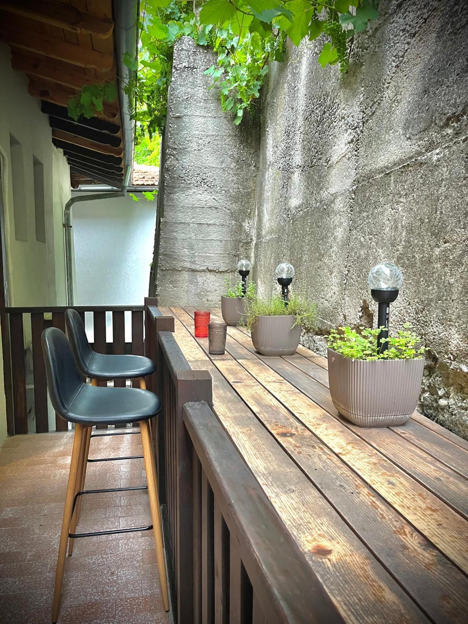 The Green Guest House Of Veliko Tarnovo-Amazing View, Top Location ภายนอก รูปภาพ